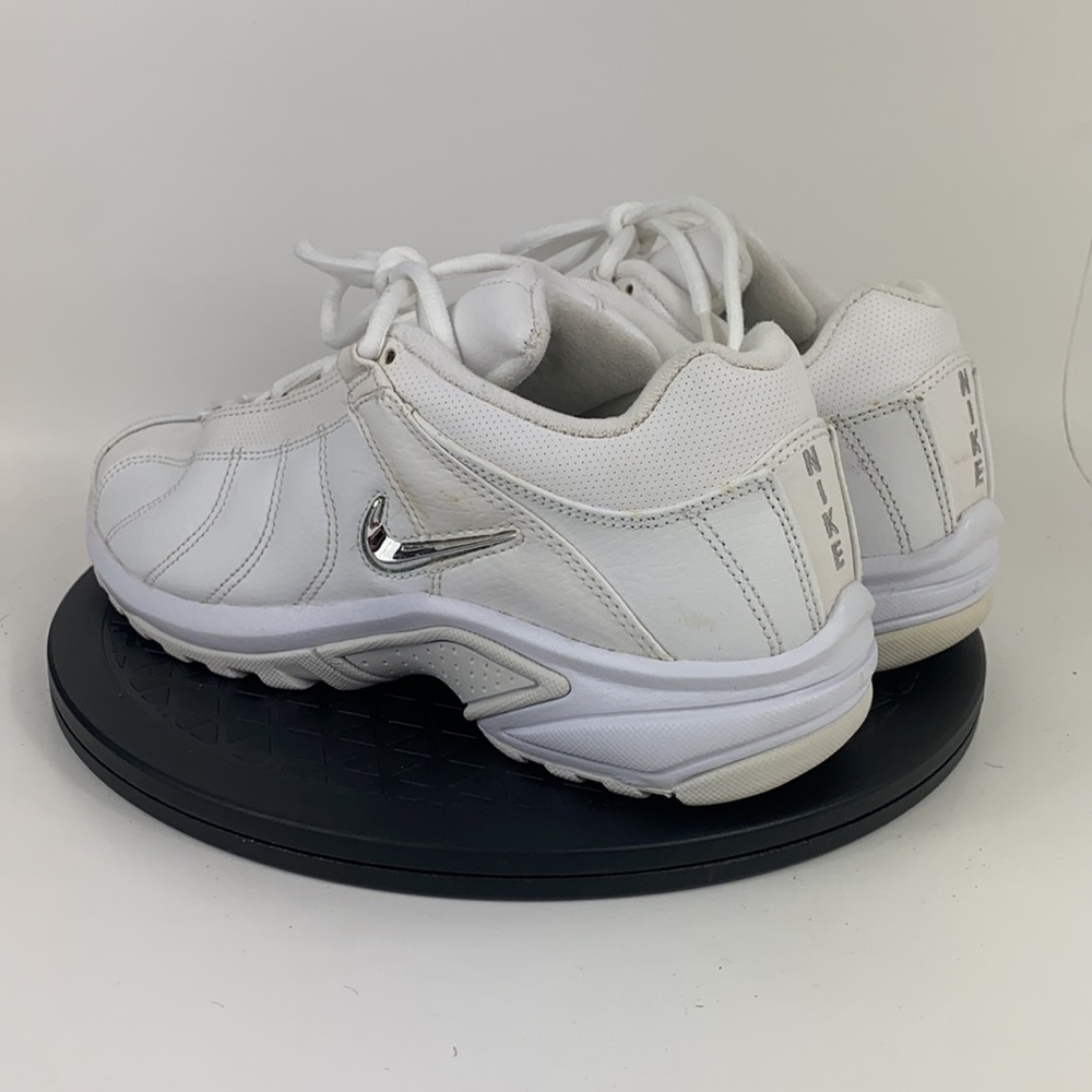 Nike VXT White Leather Athletic Cross Training Shoes 310234-101 Men's Size 8.5 - Picture 7 of 13